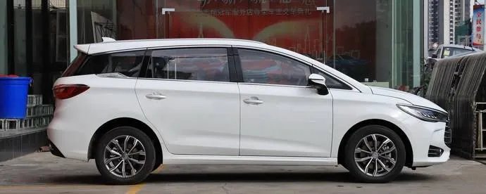 雨燕1.3多少匹马力,1.3的雨燕和1.5的雨燕差距大吗