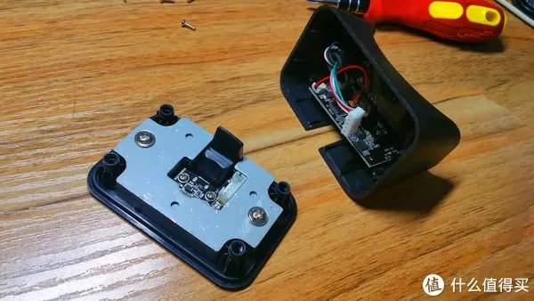 键盘鼠标外设 篇四十四:雷蛇Naga那伽梵蛇无极幻彩版底座拆解与便携化改造分享