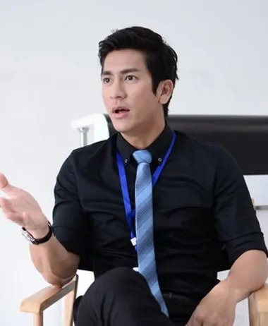 泰国演员杰西达邦妻子太美了 两人一见钟情甜蜜照大曝光