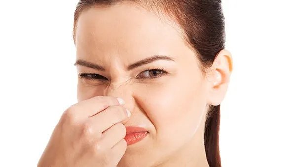 怎样去除草莓鼻