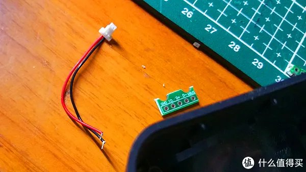 键盘鼠标外设 篇四十四:雷蛇Naga那伽梵蛇无极幻彩版底座拆解与便携化改造分享