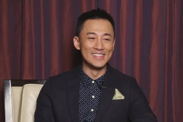 林峯张馨月宣布结婚跨年晚会