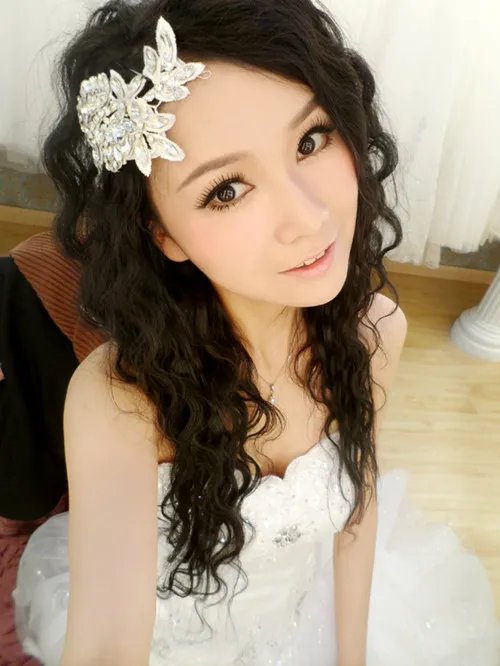 新娘妆怎么画好看 七个简单的新娘化妆步骤