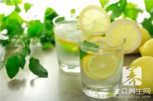 冰糖与白砂糖有什么不同呢