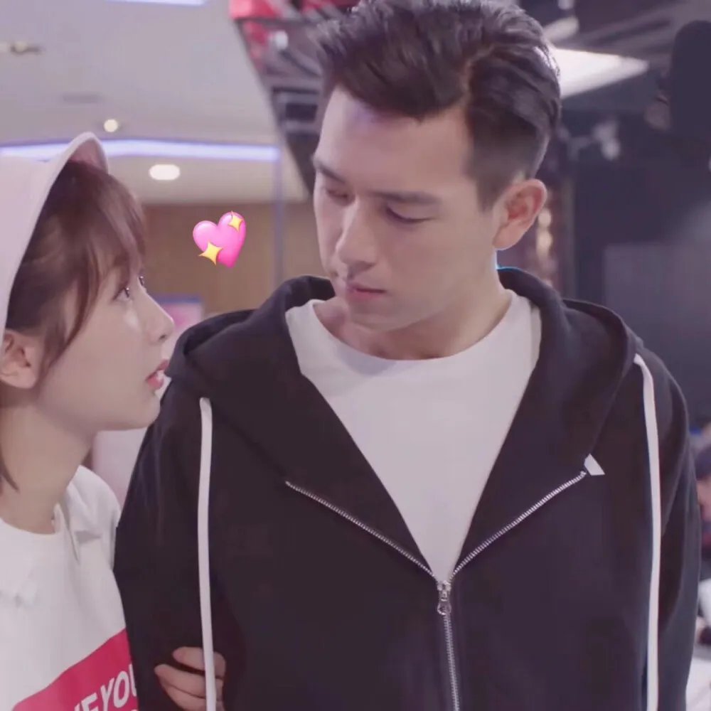 杨紫为李现庆生,李现对此有何回应?