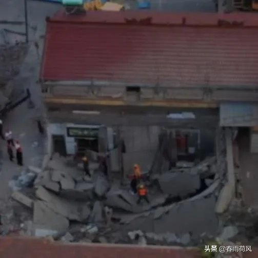 山西坍塌饭店在十多年间加盖或扩建了五六次,对此怎么看?