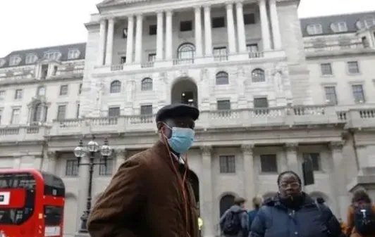 英国民众是否支持“群体免疫”之举?