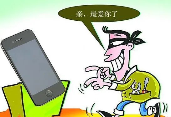 男子半夜怎么会被人摸手呢？