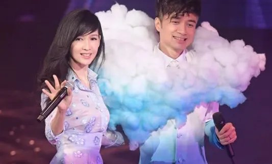 想不到这俩人还有这层关系，古巨基和周慧敏究竟有着怎样的“亲密”关系？