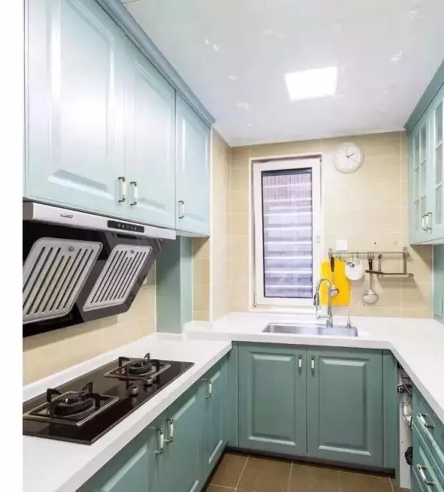 买整体橱柜，还是砖砌橱柜好？看完从此不再纠结！