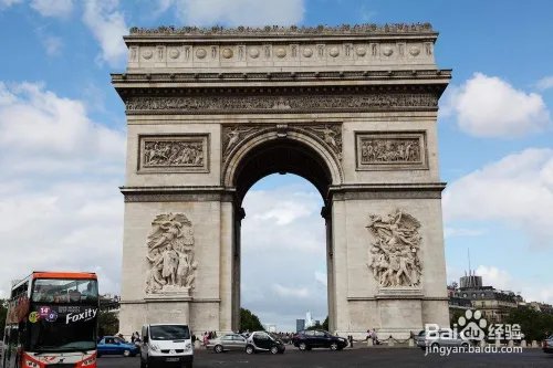 浪漫之都巴黎的八个不可不去的景点。