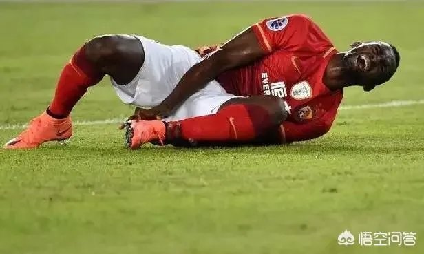 传J马解约后自由身转会苏宁，名记称苏宁辟谣与恒大的交易，对此你怎么看？