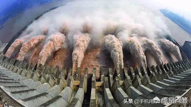 三峡大坝十孔全开放水,难道遇到百年洪水?下游有啥影响?