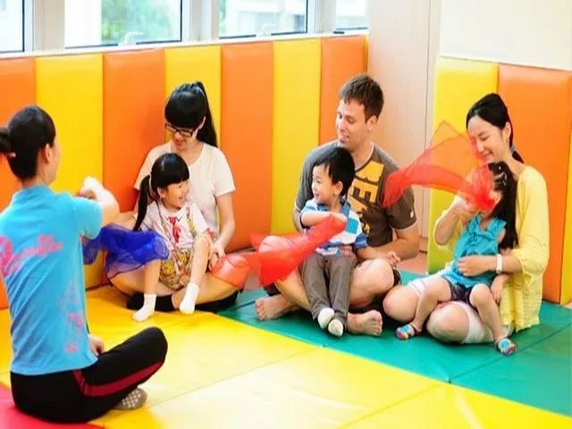 带孩子上早教课可以培养孩子的好性格吗？