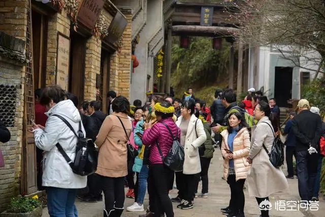 最近桂林跟团,导游发飙强制游客一小时消费2万,大家怎么看?