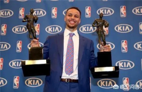 2047-2018赛季库里的出勤率创下新低,你认为库里值得4000万年薪吗?