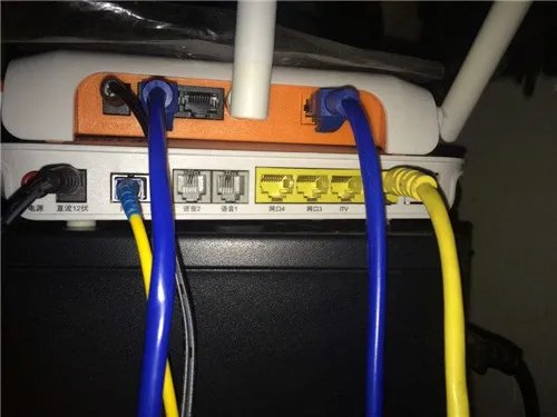 家里怎么装两个无线路由器