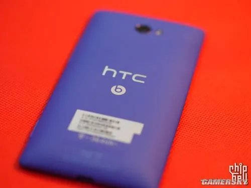 Windows phone8：htc 8X开箱图赏及评测