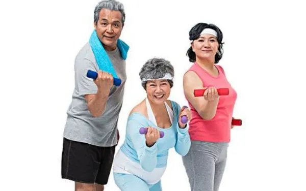 老人把共享单车当运动器材锻炼，应该制止这种行为吗？