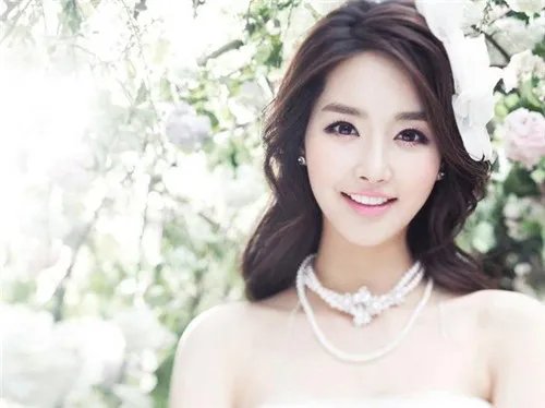 韩式新娘造型好看吗 2017流行的韩式新娘造型推荐