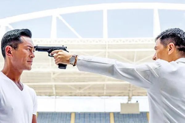 电视剧《使徒行者》里面谁的级别最高？