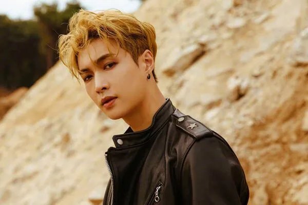 张艺兴回应假唱风波，文字解释和实力证明哪个更重要？