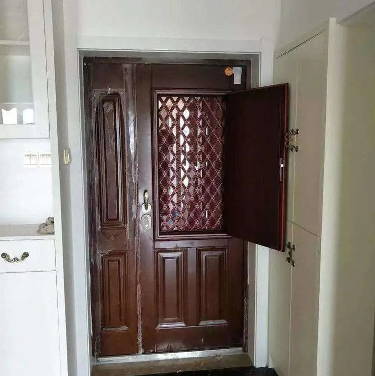 防盗门改装通风窗怎么做