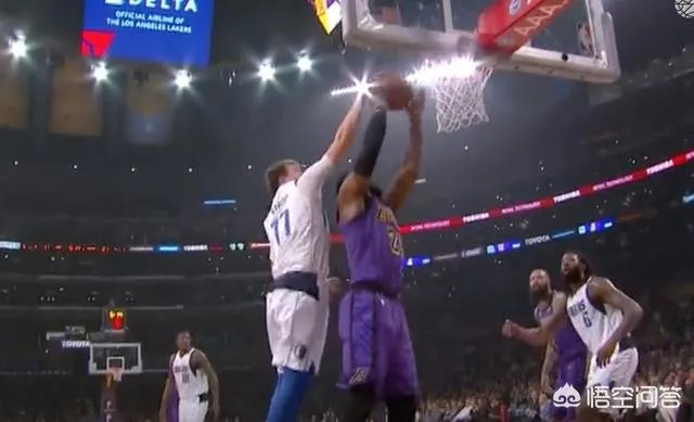 湖人逆转独行侠，但欧洲天才继颜射哈登后，再度双帽詹姆斯，你怎么评价东契奇的表现？