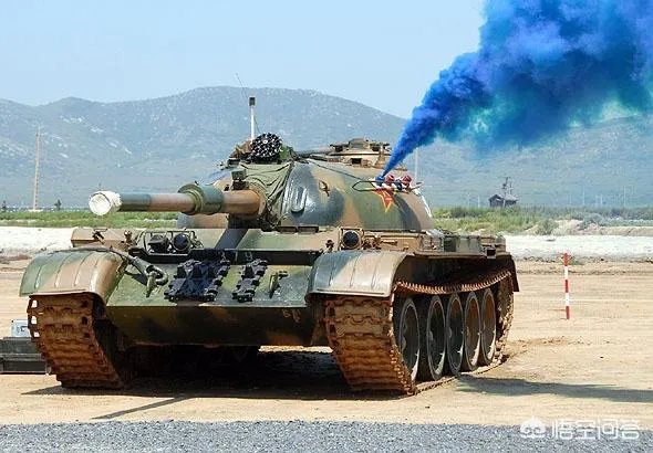 演习时用的空包弹，中弹后为什么会冒烟？