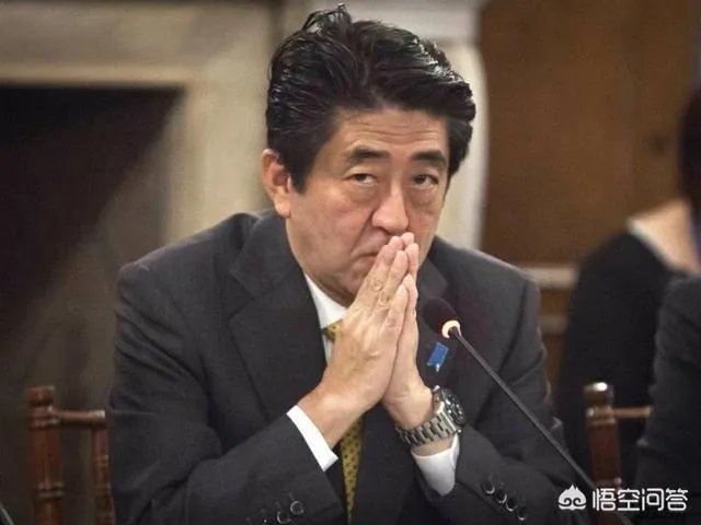 支持率创新低，安倍内阁会因为“地价门”辞职么？