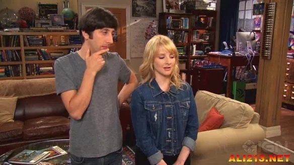 谢耳朵内裤登场 《生活大爆炸》第八季爆笑花絮