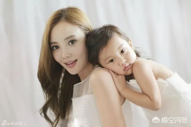 李小璐Pgone事件，李小璐有考虑过甜馨的感受吗？