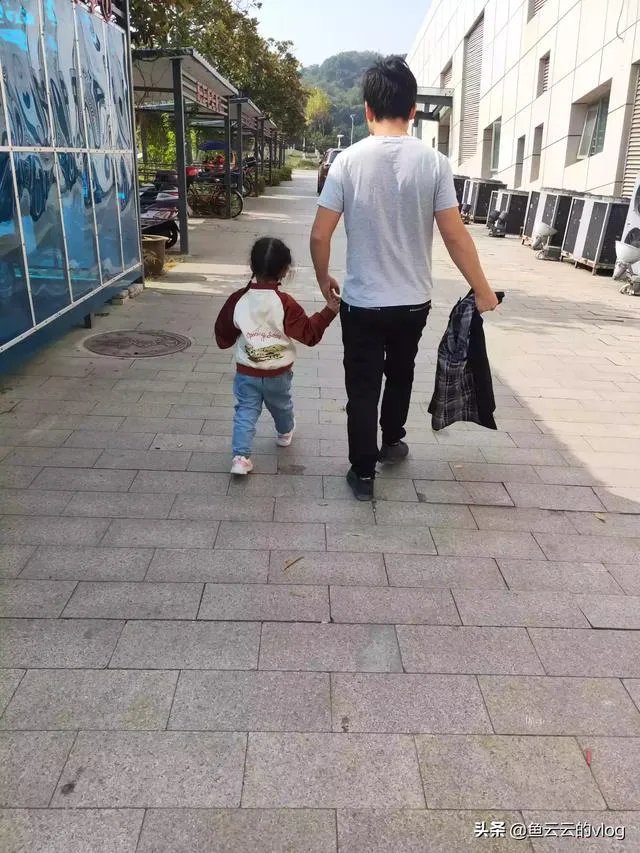 婴儿多大会说话？