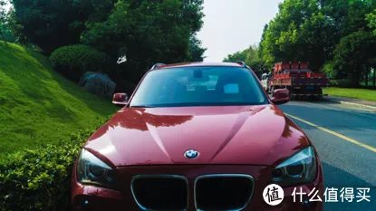 车载后装HUD 篇一:像开战斗机一样去开车—百路达HUD开箱及简评