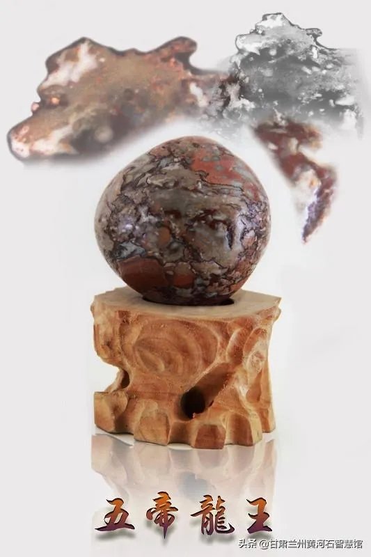 为什么有些人收藏了很多假的藏品，还很自信的朋友们欣赏？