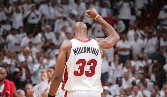 你如何评价莫宁的职业生涯？