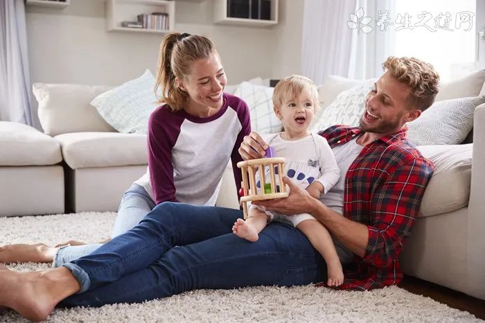 汽车排气管滴水是怎么回事正常吗？