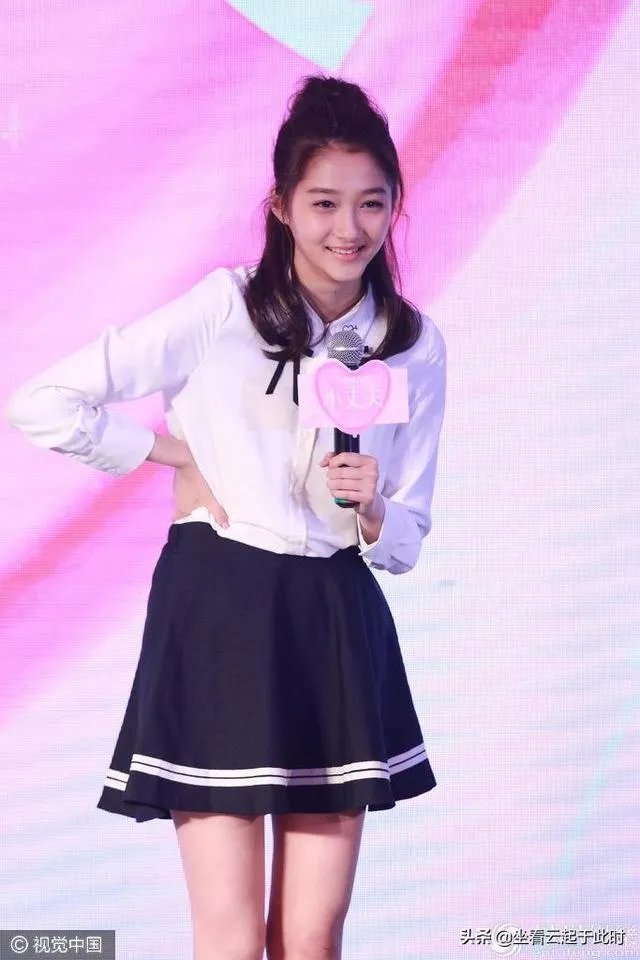 关晓彤穿旗袍好看吗？