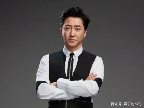 他是毁掉庾澄庆家庭的真凶，殴打伊能静，如今还是一个人生活，他是谁？