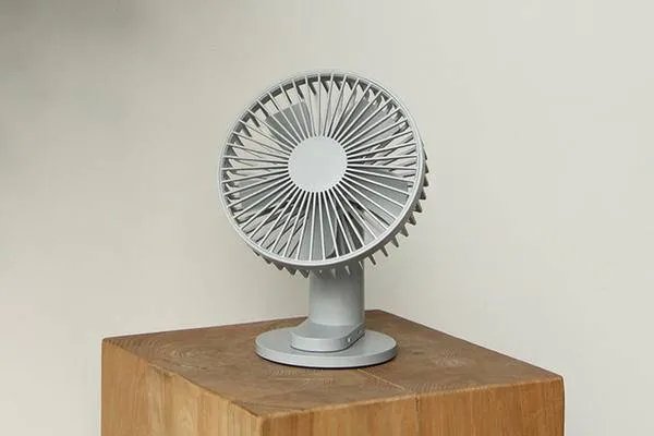 浙江网友将活虾从菜场拎到家熟了三只，当地的天气究竟有多热？