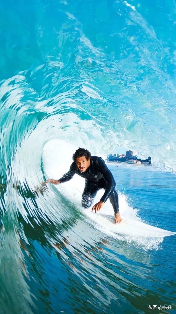 世界疫情当前，美国是最严重的国家，需不需要加油？