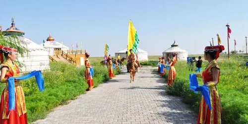 草原婚礼策划方案 独具特色的6大草原婚礼流程