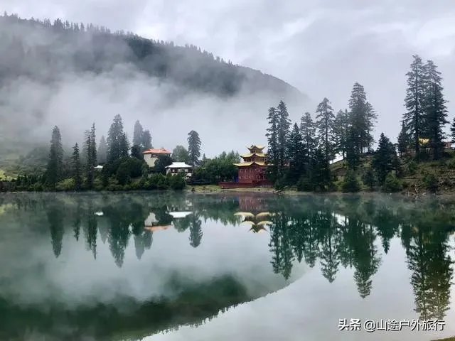 国庆快到了，国内有哪些地方适合假期度假的？不要人山人海的那种，求推荐？