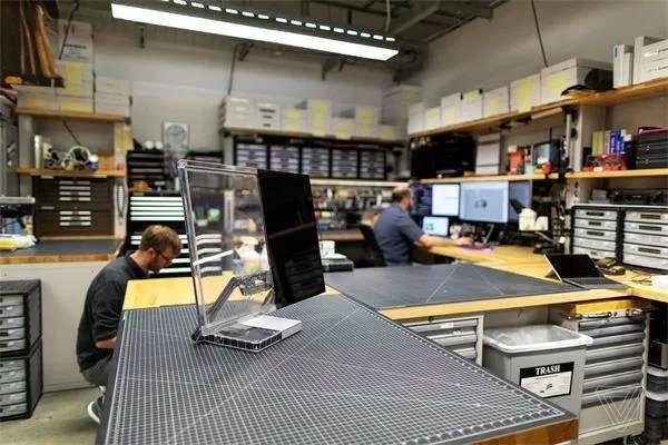 微软将永久允许员工在家办公，微软为何如此霸气？