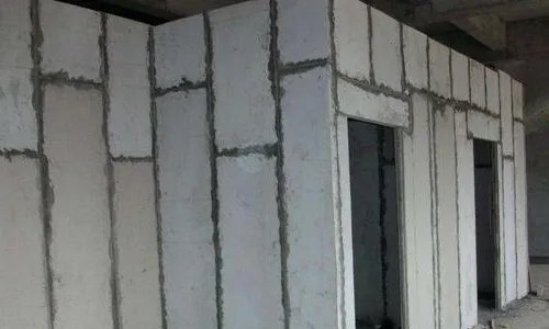 适合做内隔墙板的材料有哪些？