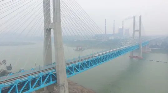 渝贵铁路开通运营有何深远意义?