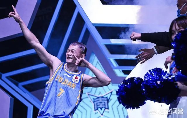 郭昊文和汤杰都宣布参加NBA选秀，大家怎么看？