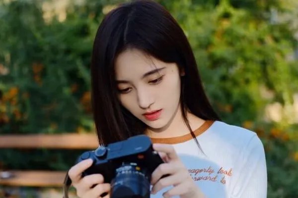 王思聪点赞吐槽鞠婧炜的微博内容，这是为什么呢？