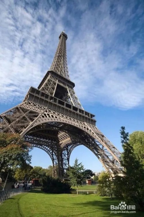 浪漫之都巴黎的八个不可不去的景点。