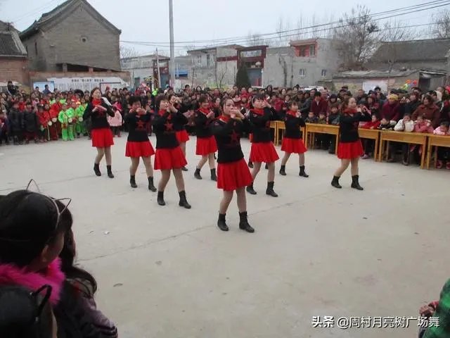 广场舞的步伐有规律和规定吗？